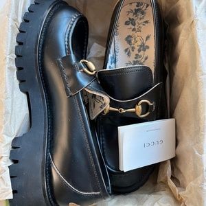 Leather lug sole Horsebit loafer